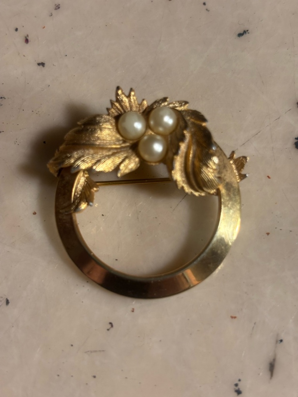 Sarah Coventry Vintage Pin